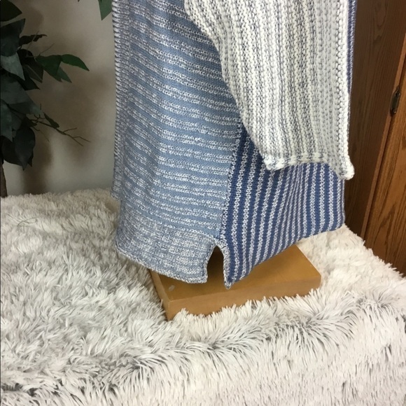 STYLE & Co Woman 1X blue/white 3/4 sleeve sweater - Picture 6 of 10